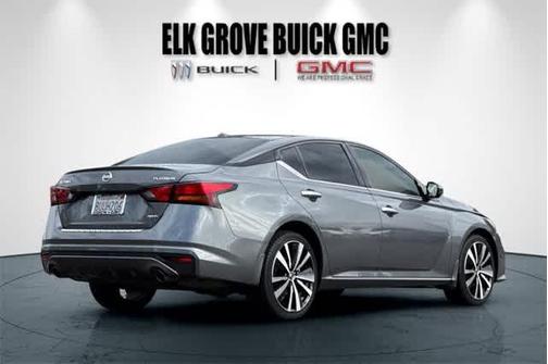 2021 Nissan Altima 2.5 Platinum