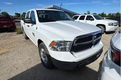 Bright White Clearcoat 2022 RAM 1500 Classic Tradesman