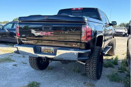 Onyx Black 2017 GMC Sierra 1500 SLT