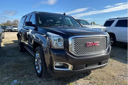 2017 GMC Yukon XL Denali