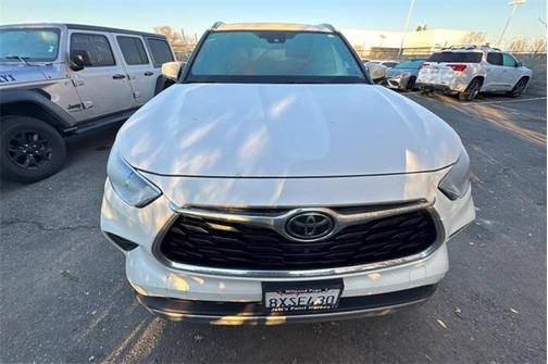 2021 Toyota Highlander Platinum