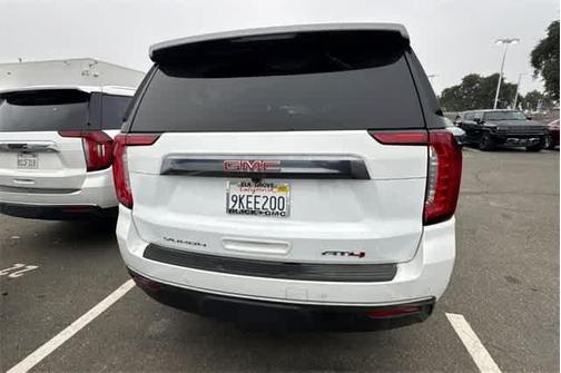 2023 GMC Yukon XL AT4