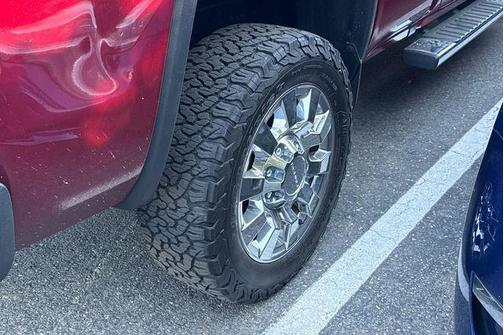 Red Quartz Tintcoat 2018 GMC Sierra 2500 Denali