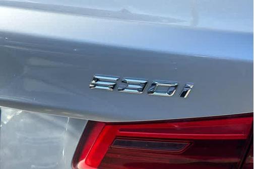 Glacier Silver Metallic 2017 BMW 530 i