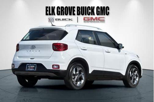 Lunar White 2025 Hyundai VENUE SEL