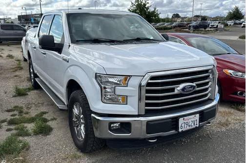 Oxford White 2015 Ford F-150 XLT