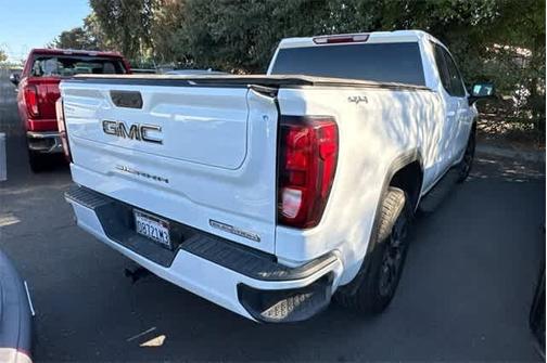 2022 GMC Sierra 1500 Limited Elevation