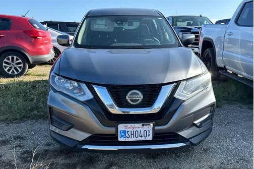 Gun Metallic 2019 Nissan Rogue S