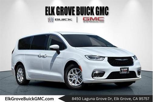 2023 Chrysler Pacifica Touring-L
