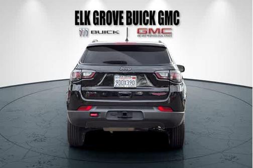 Diamond Black 2022 Jeep Compass Trailhawk