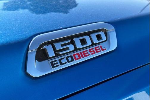 Hydro Blue Pearlcoat 2021 RAM 1500 Big Horn