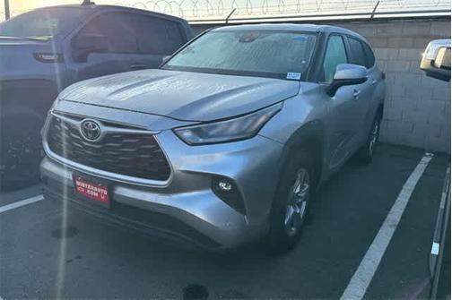 2023 Toyota Highlander L