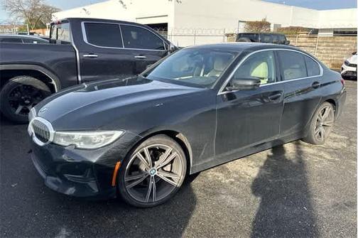 2021 BMW 330 i