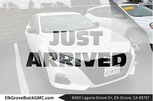 2022 Nissan Altima 2.5 SR