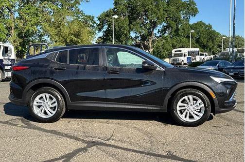 Ebony Twilight Metallic 2026 Buick Envista Preferred