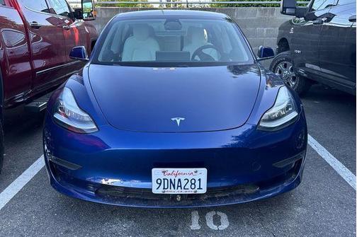 Deep Blue Metallic 2020 Tesla Model 3 Long Range