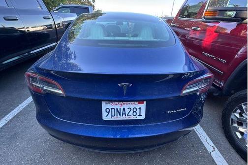 Deep Blue Metallic 2020 Tesla Model 3 Long Range