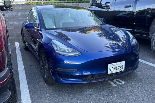 Deep Blue Metallic 2020 Tesla Model 3 Long Range