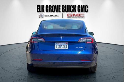 Deep Blue Metallic 2020 Tesla Model 3 Long Range