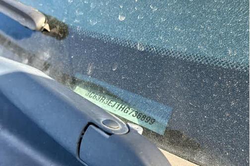 Brilliant Black Crystal Pearlcoat 2017 RAM 3500 Laramie