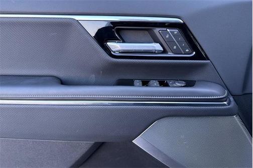 2025 GMC Sierra EV Denali