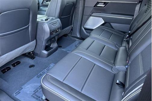 2025 GMC Sierra EV Denali