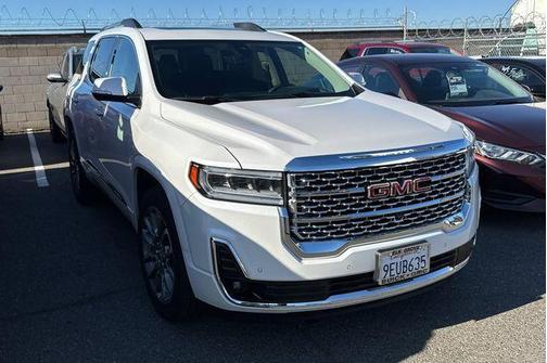White Frost Tri-Coat 2023 GMC Acadia Denali