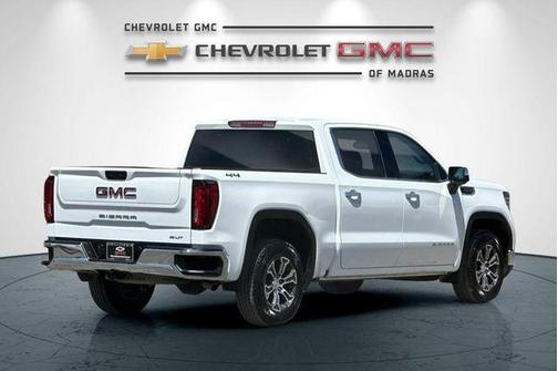 Summit White 2024 GMC Sierra 1500 SLT