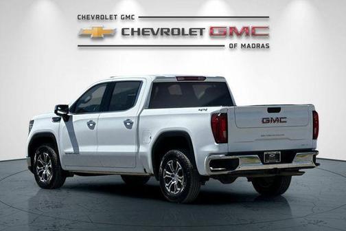 Summit White 2024 GMC Sierra 1500 SLT