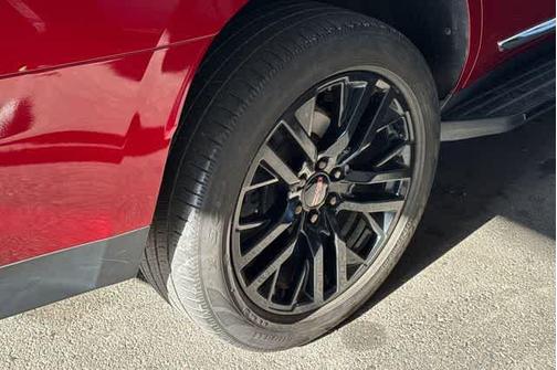 Cayenne Red Tintcoat 2021 GMC Yukon SLT
