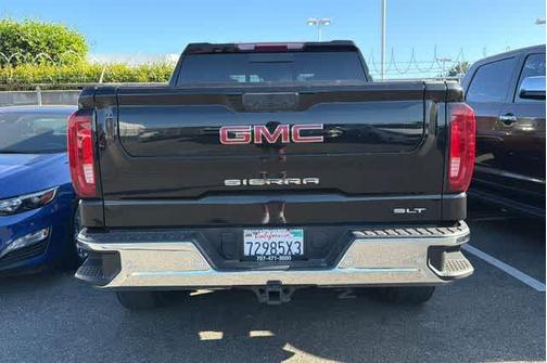 Onyx Black 2024 GMC Sierra 1500 SLT