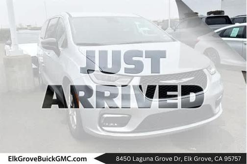 2024 Chrysler Pacifica Touring-L