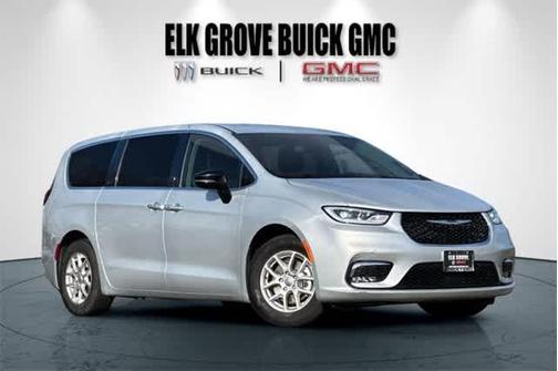 2024 Chrysler Pacifica Touring-L