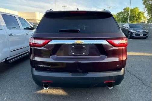 Black Currant Metallic 2019 Chevrolet Traverse LT Leather
