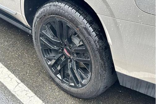 Beige Pearl Metallic 2021 GMC Yukon Denali