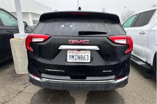 2024 GMC Terrain SLT