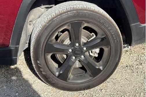 Velvet Red Pearlcoat 2024 Jeep Grand Cherokee L Laredo