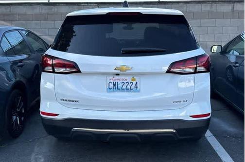 Summit White 2024 Chevrolet Equinox LT