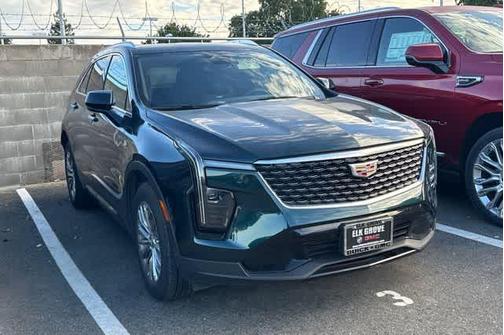 Emerald 2024 Cadillac XT4 Premium Luxury