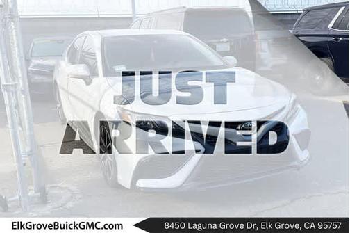 Ice Edge 2023 Toyota Camry SE