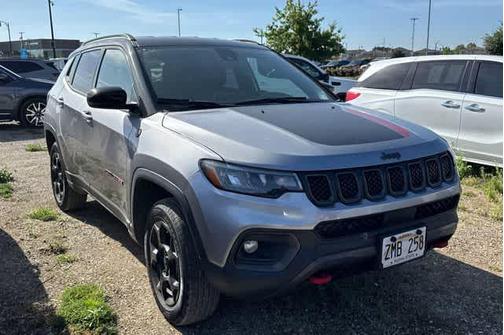 Silver Zynith 2024 Jeep Compass Trailhawk
