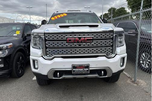 White Frost Tri-Coat 2020 GMC Sierra 3500 Denali