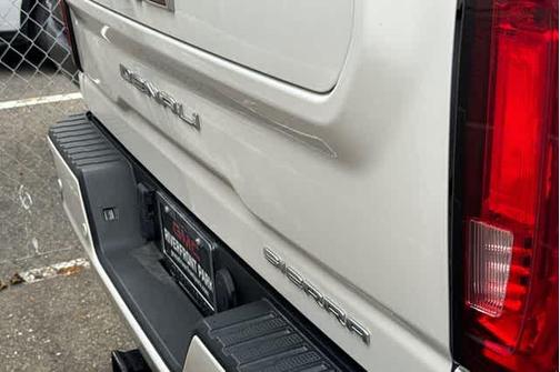 White Frost Tri-Coat 2020 GMC Sierra 3500 Denali