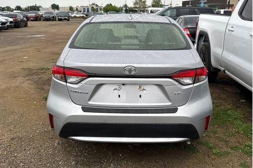 Classic Silver Metallic 2022 Toyota Corolla LE