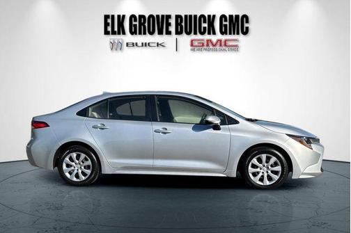 Classic Silver Metallic 2022 Toyota Corolla LE