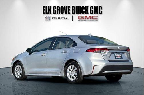 Classic Silver Metallic 2022 Toyota Corolla LE