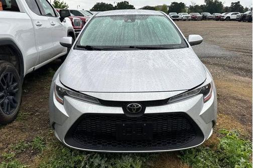 Classic Silver Metallic 2022 Toyota Corolla LE