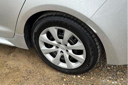 Classic Silver Metallic 2022 Toyota Corolla LE