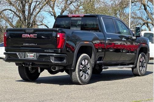 2025 GMC Sierra 2500 Denali
