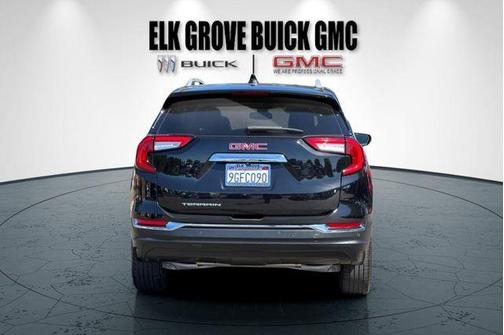 Ebony Twilight Metallic 2022 GMC Terrain SLT